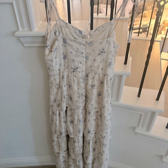 Leaving closet 5/26/25 Storia Cream Tan Tiered Ruffled Midi Dress - Picture 4 of 4